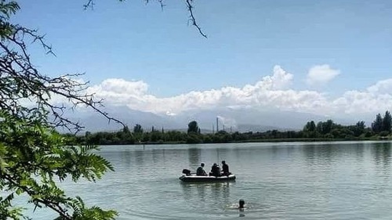 В озере в селе Лебединовка утонул 15-летний подросток — Today.kg