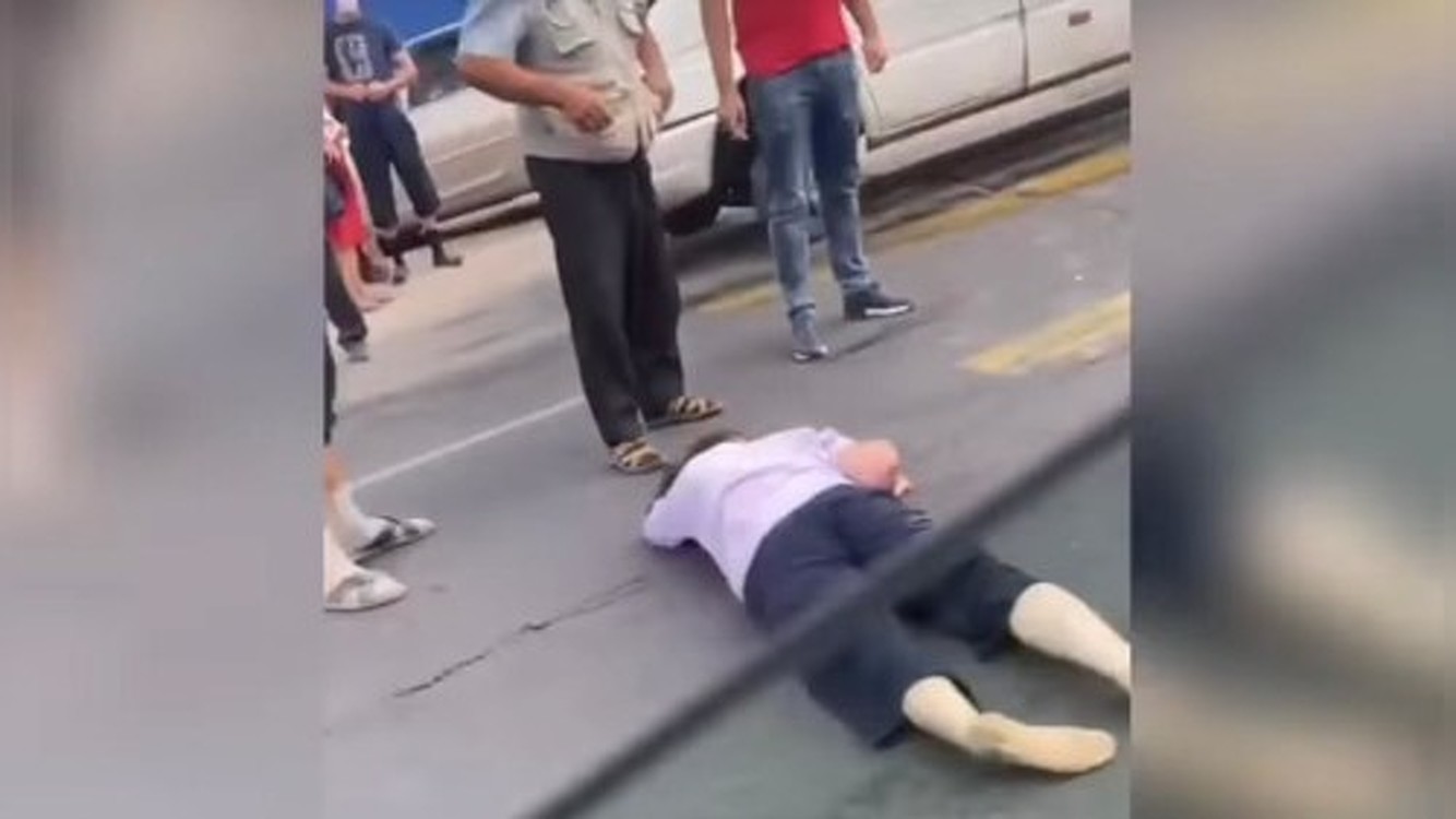 В Бишкеке машрутка сбила пешехода — Today.kg