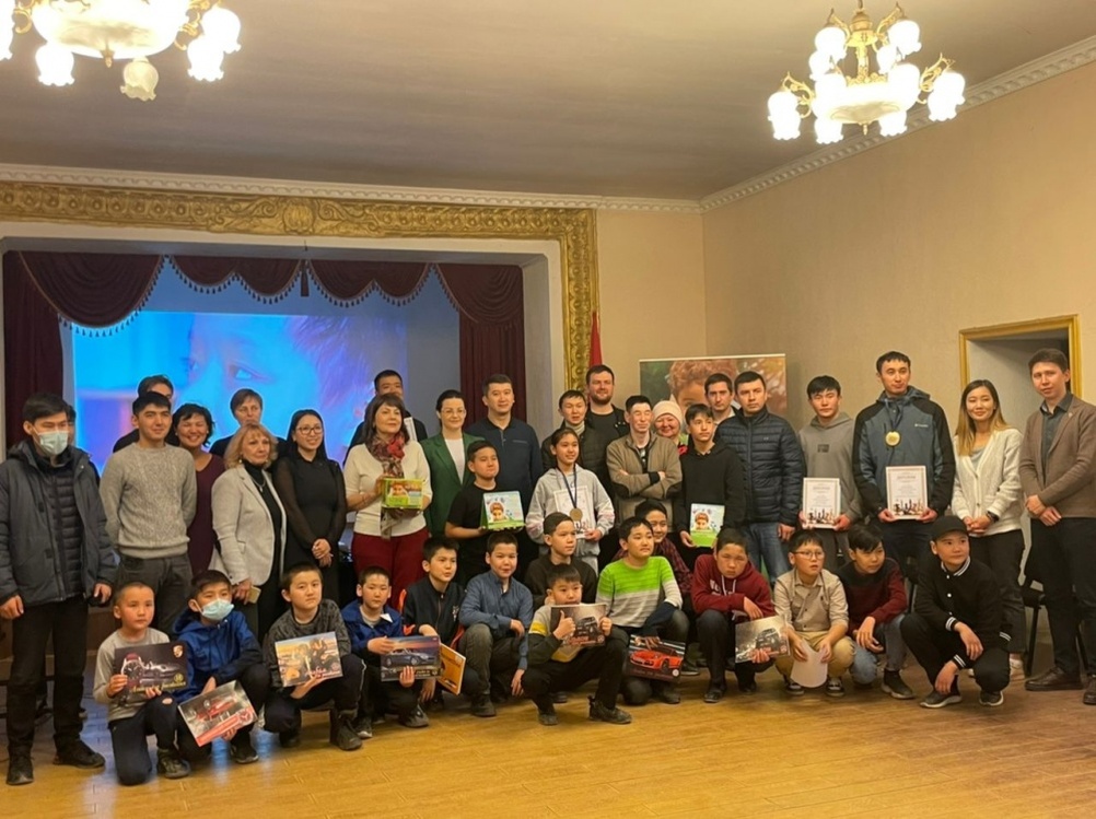 В Бишкеке прошел благотворительный шахматный турнир Игра во имя жизни — Today.kg