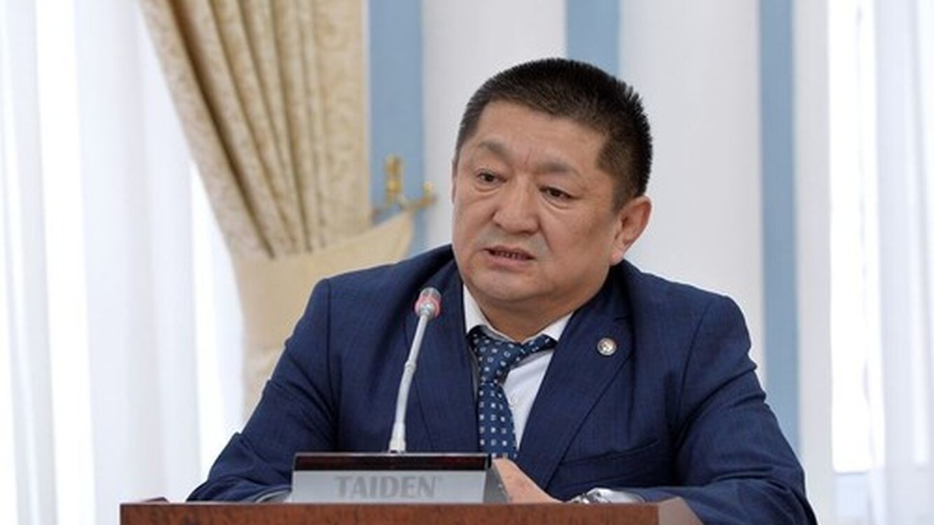 Экс-главу Минздрава Космосбека Чолпонбаева отпустили под подписку о невыезде — Today.kg