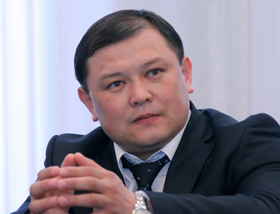 Дастан Джумабеков заработал за 2019-2020 годы более 1 миллиона 800 тысяч сомов — Today.kg