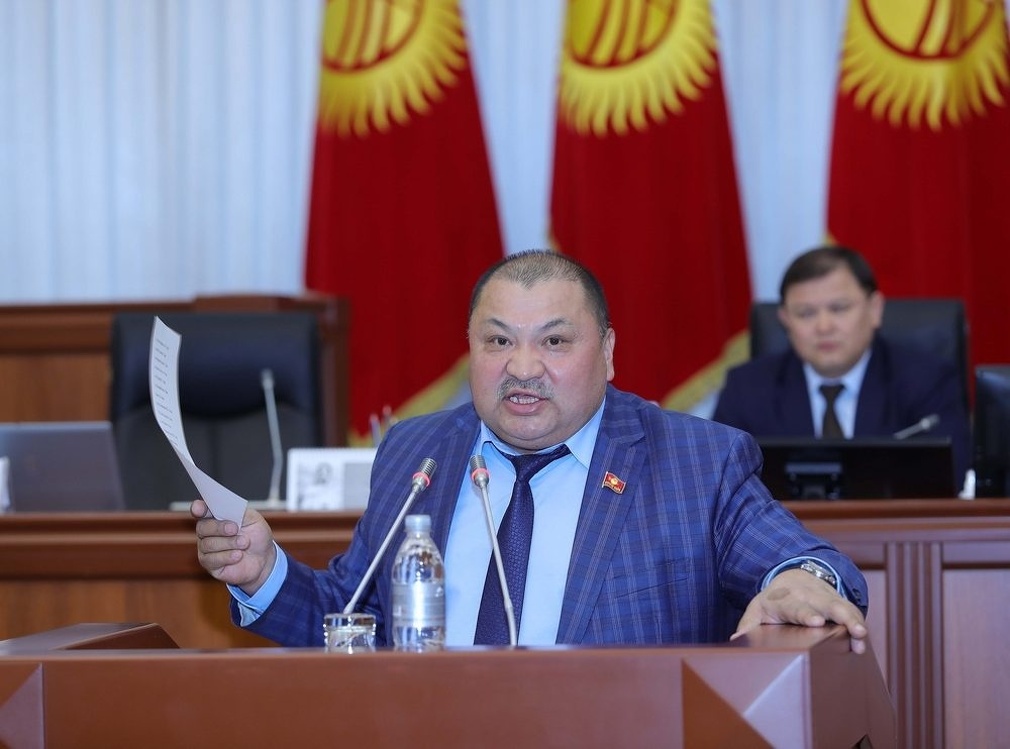 Рыспаев: В Федерации профсоюзов Кыргызстана расхищают миллиарды — Today.kg