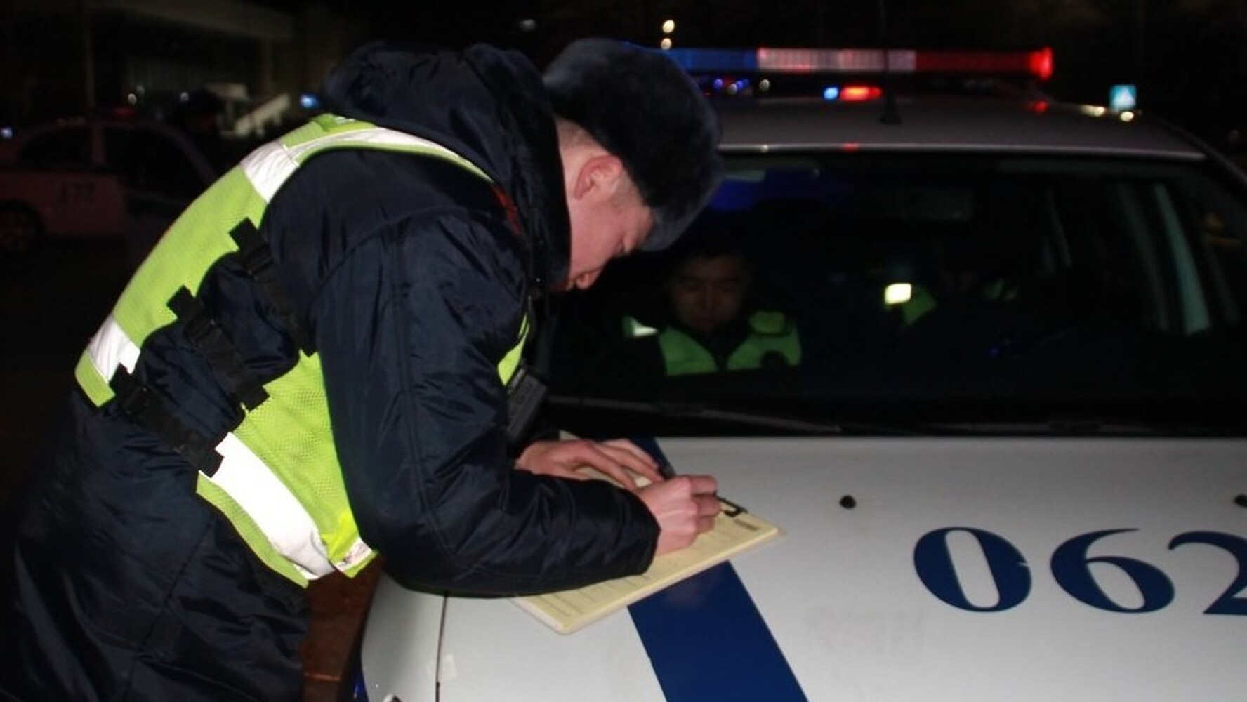В ходе рейда «За рулем» в ночь на субботу в Бишкеке выявлено 52 пьяных водителя — Today.kg