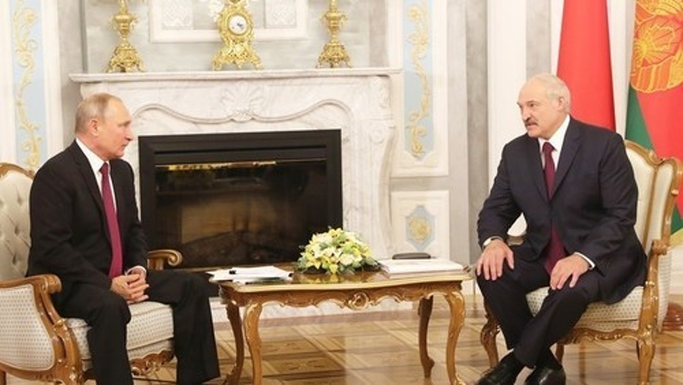 Лукашенко улетел в Россию на переговоры с Путиным, он покинул страну впервые с момента президентских выборов — Today.kg