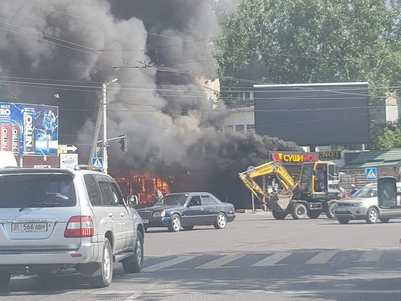 При пожаре в шестом микрорайоне Бишкека погиб один человек, - МЧС — Today.kg
