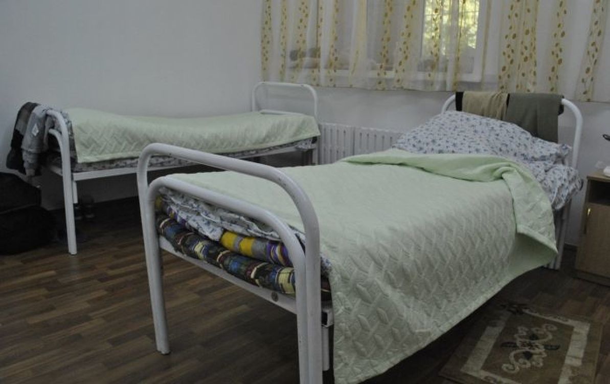 Для людей с пневмонией в школах Бишкека развернута больница на 270 мест — Today.kg