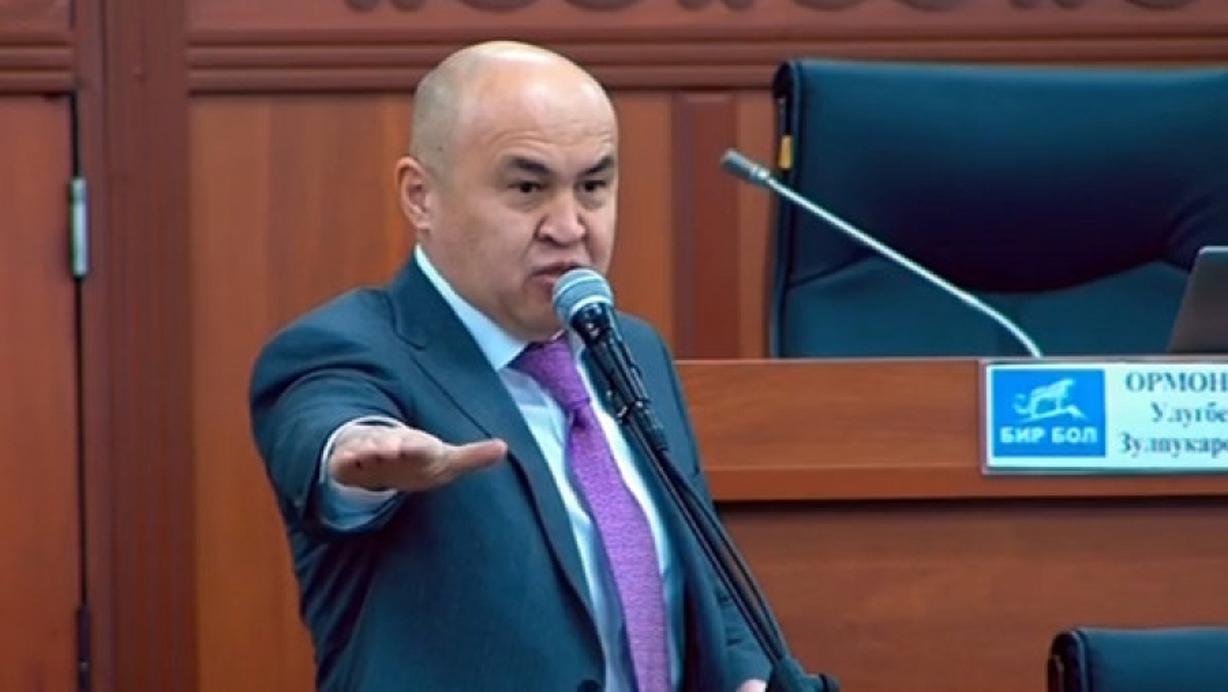 Алтынбек Сулайманов инициирует поправки в избирательное законодательство — Today.kg