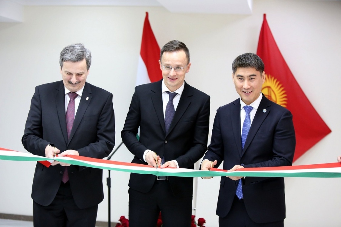 В Бишкеке официально открылось Посольство Венгрии — Today.kg