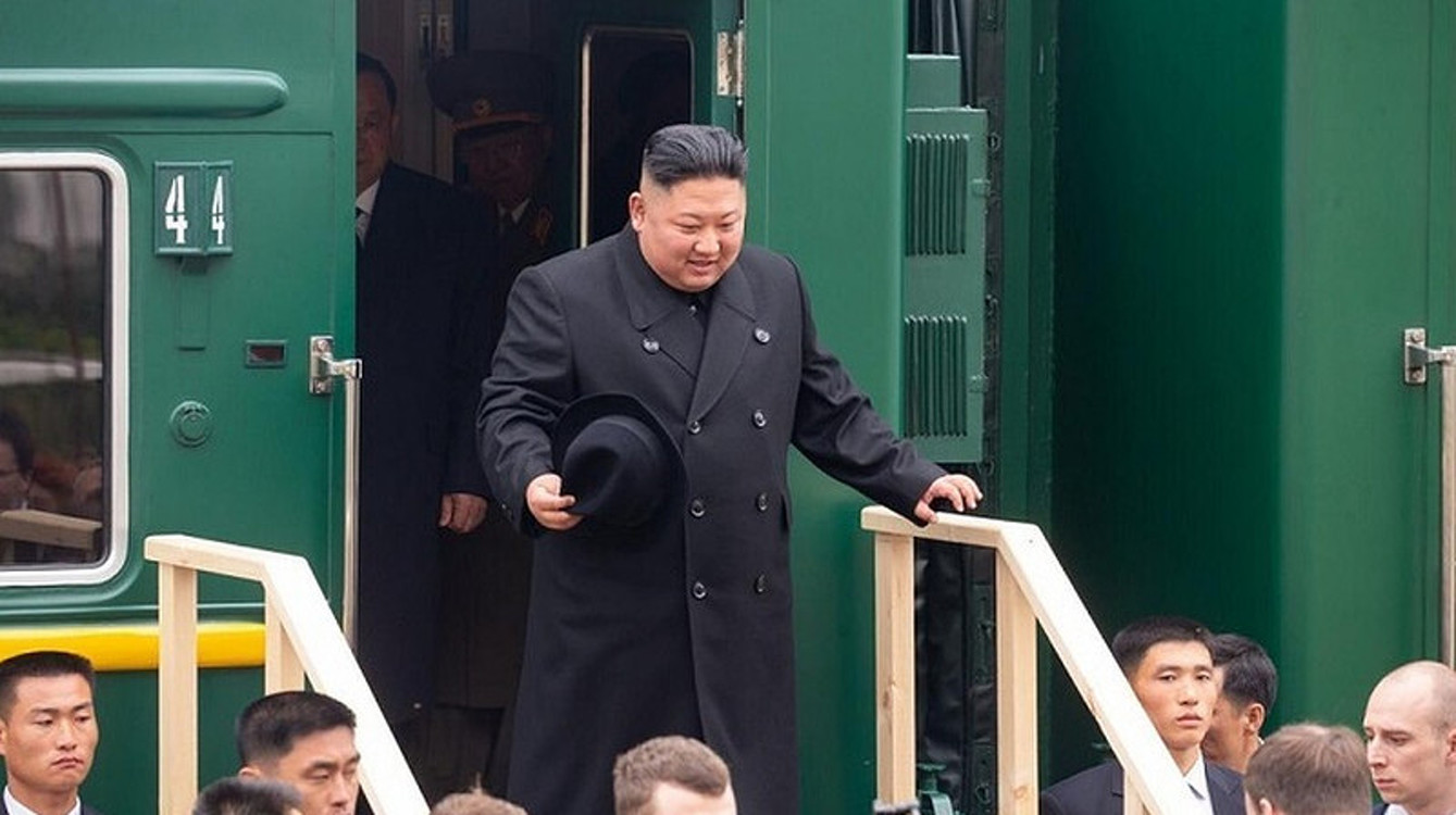 Ким Чен Ын прибыл в Россию для встречи с Путиным — Today.kg