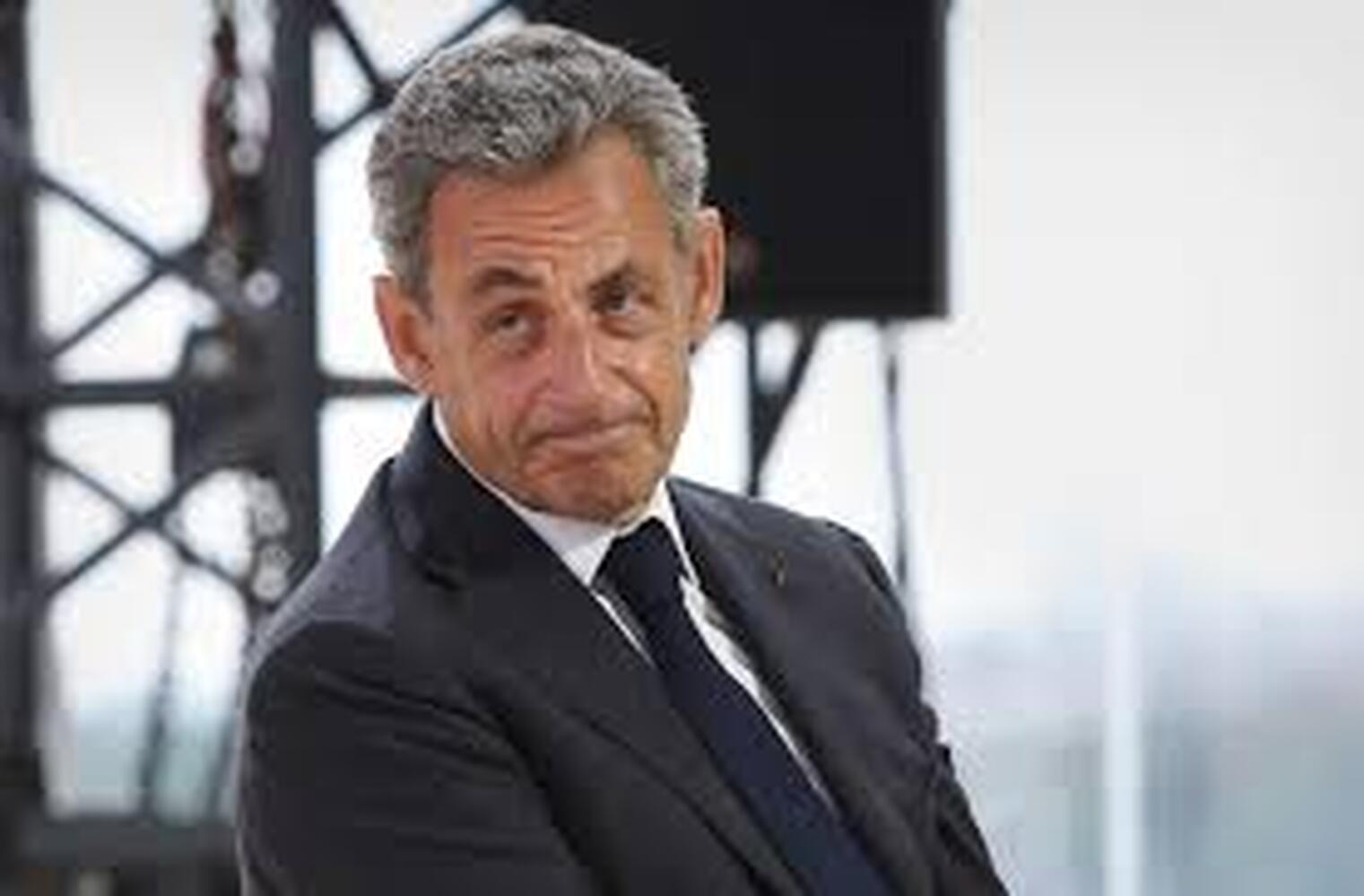 Бывший президент Франции Николя Саркози отсидит в тюрьме — Today.kg