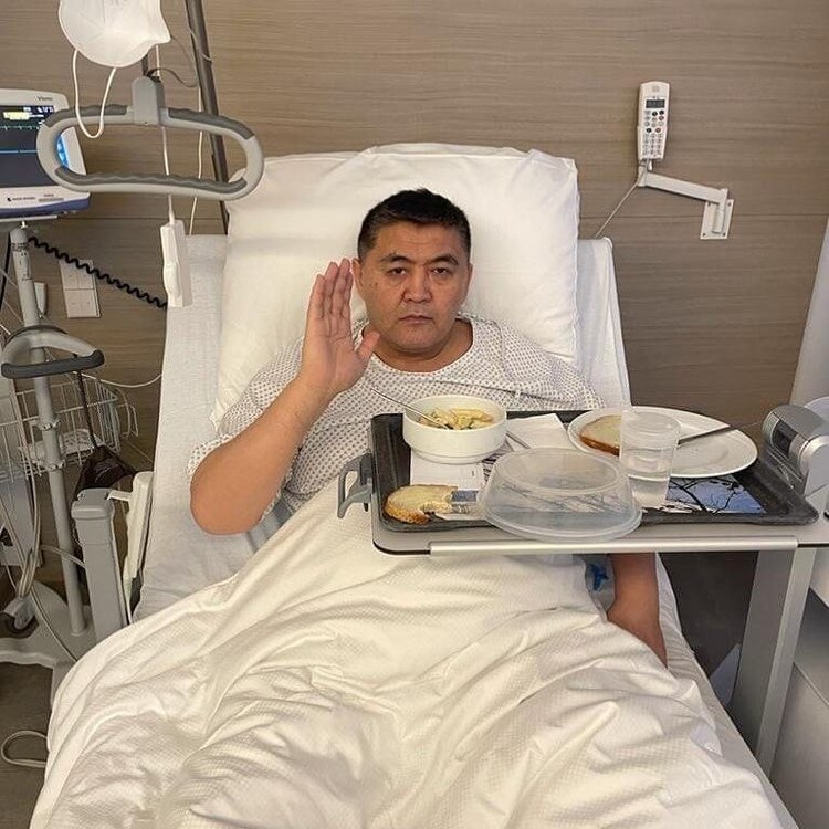 Ташиев чувствует себя хорошо после операции на сердце —  Жапаров — Today.kg