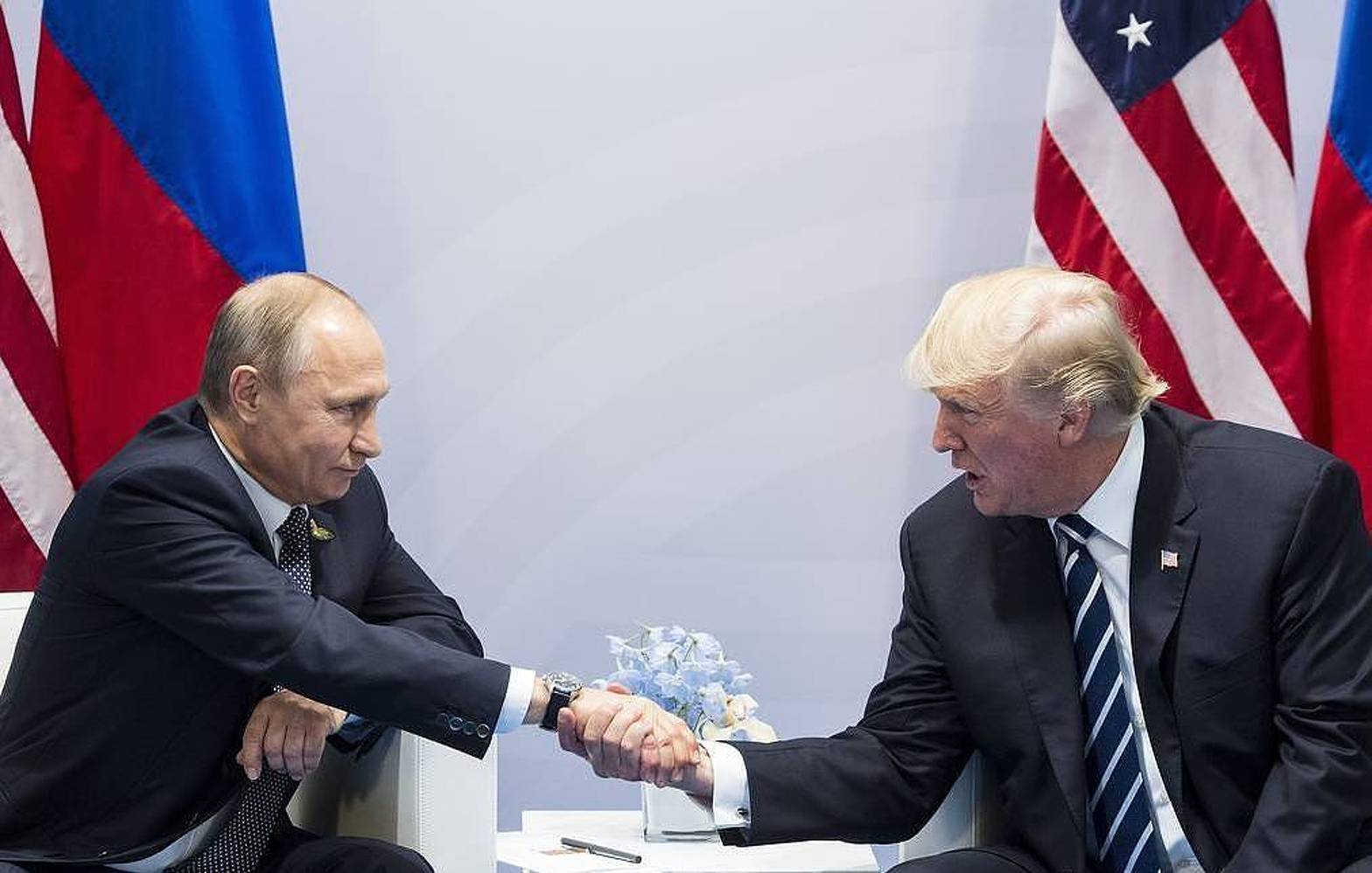 Путин назвал надуманными причины объявить импичмент Трампу — Today.kg