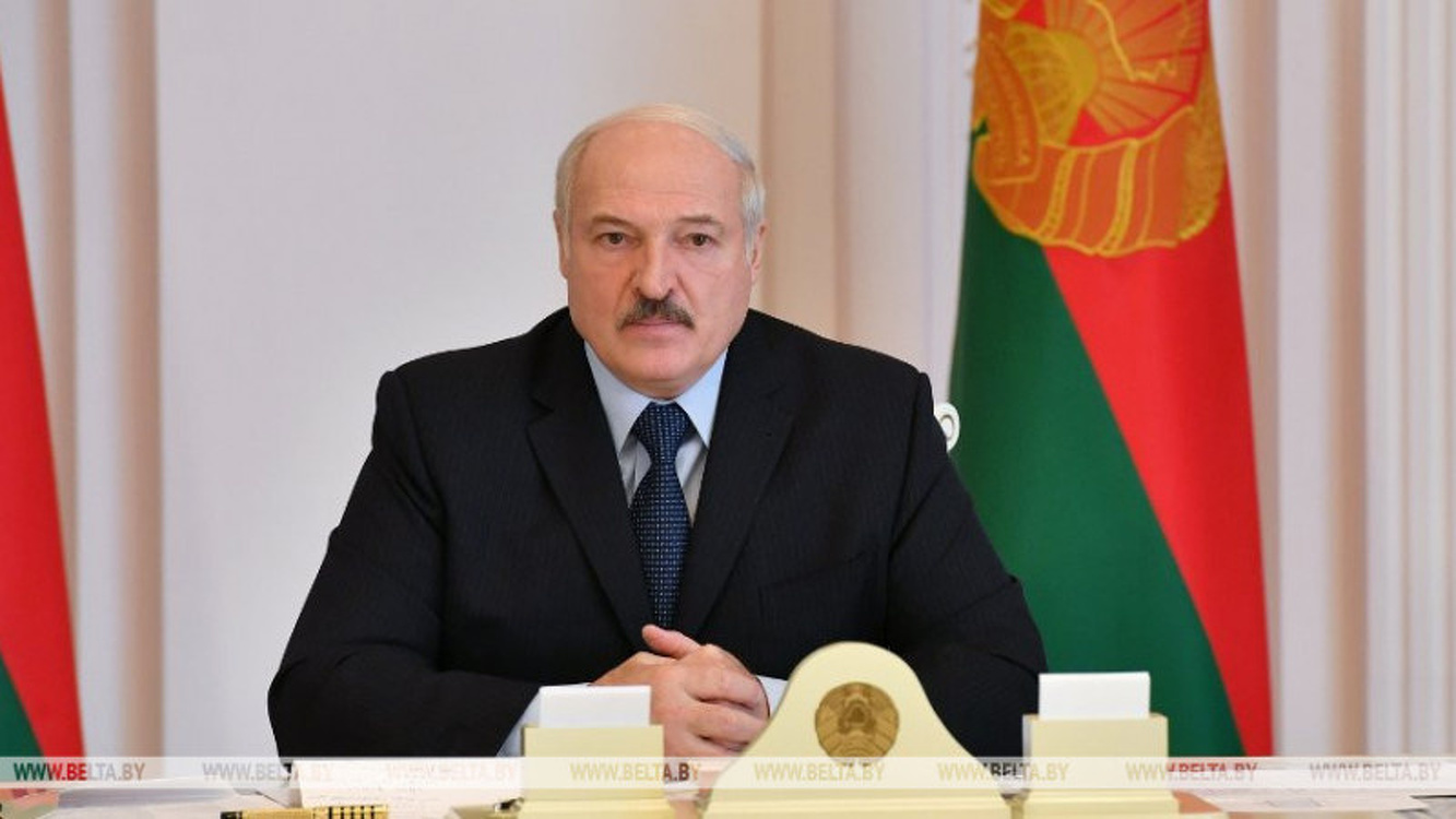 Беларусь не сможет отменить парад Победы из-за коронавируса - Лукашенко — Today.kg