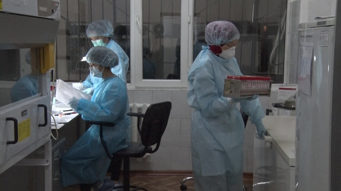 За сутки зафиксировано 78 новых случаев заражения COVID-19. Всего по Кыргызстану 1216 случаев — Today.kg