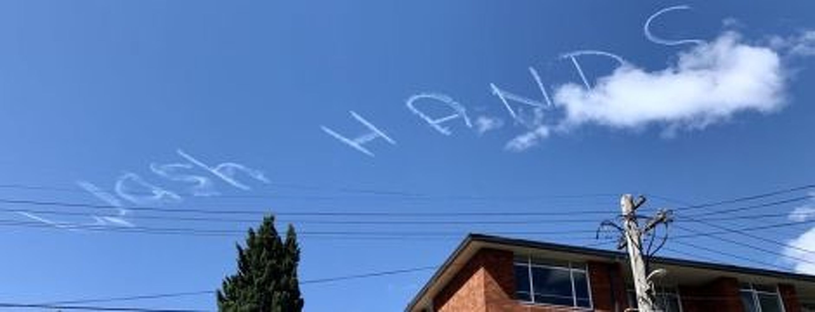 В небе над Сиднеем появилась надпись «Мойте руки» — Today.kg