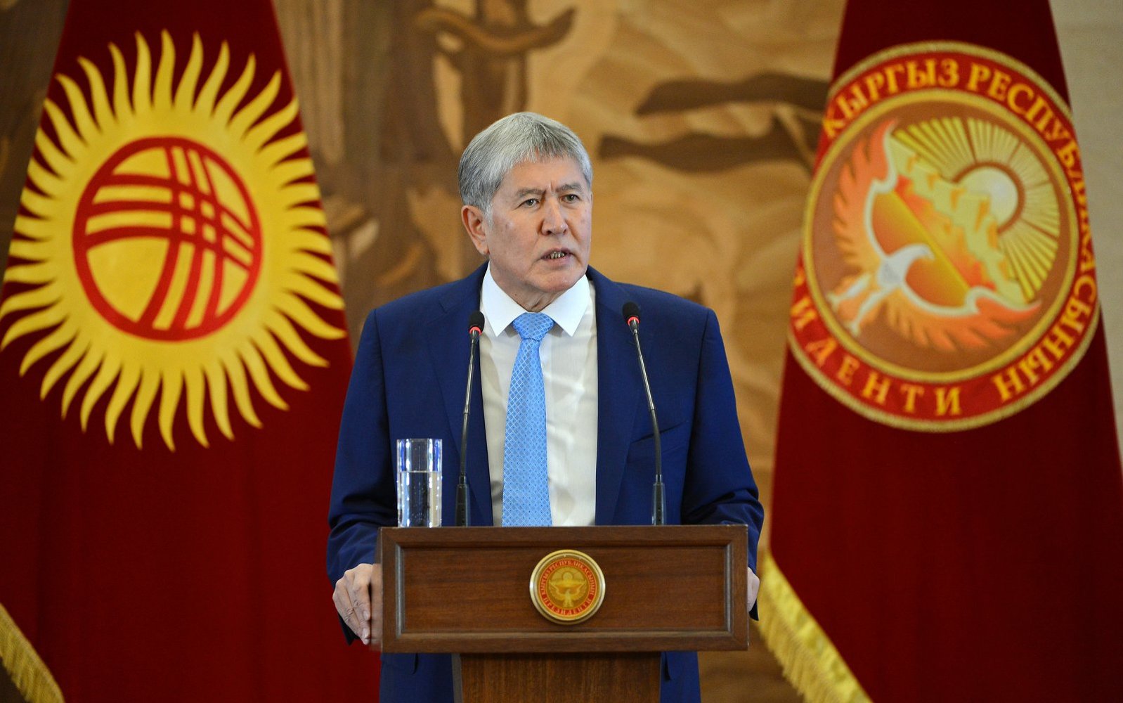 Алмазбек Атамбаев сделал заявление относительно обвинений Генпрокуратуры — Today.kg