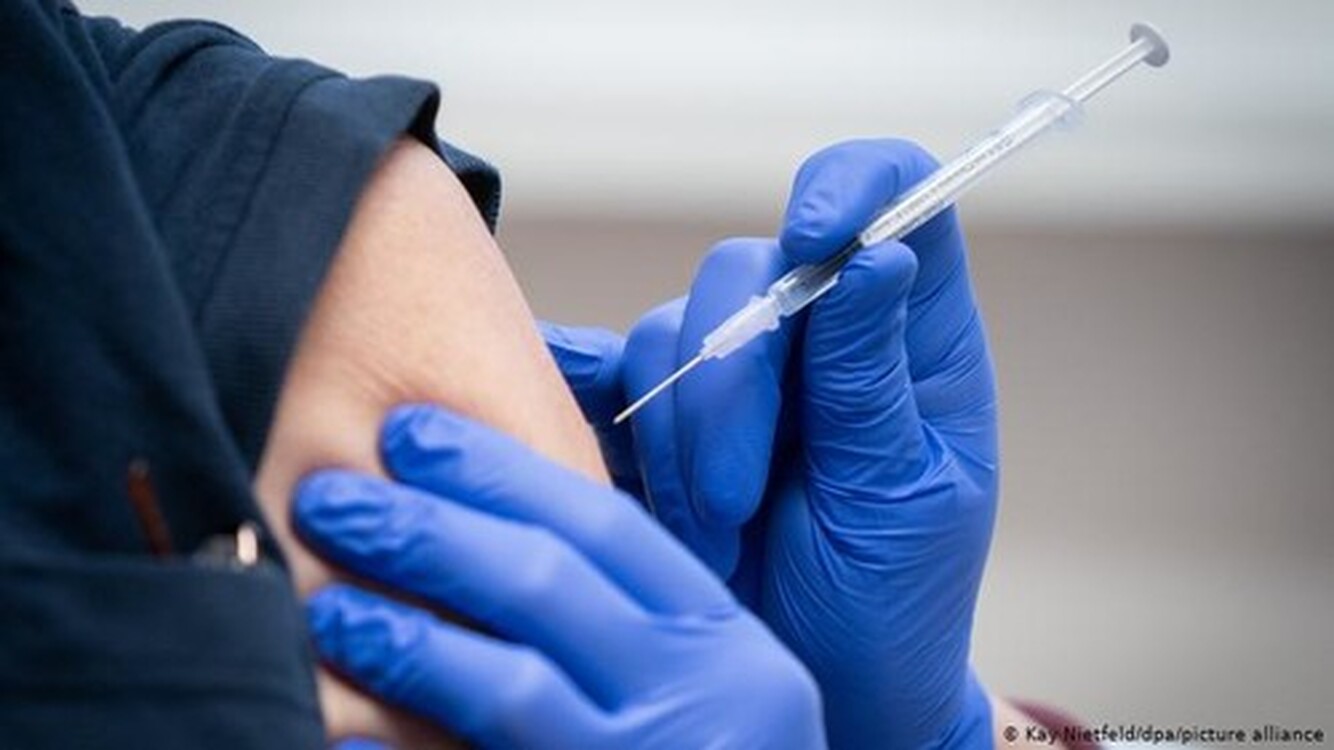 В Британии 7 человек умерли из-за тромбоза после прививки AstraZeneca — Today.kg