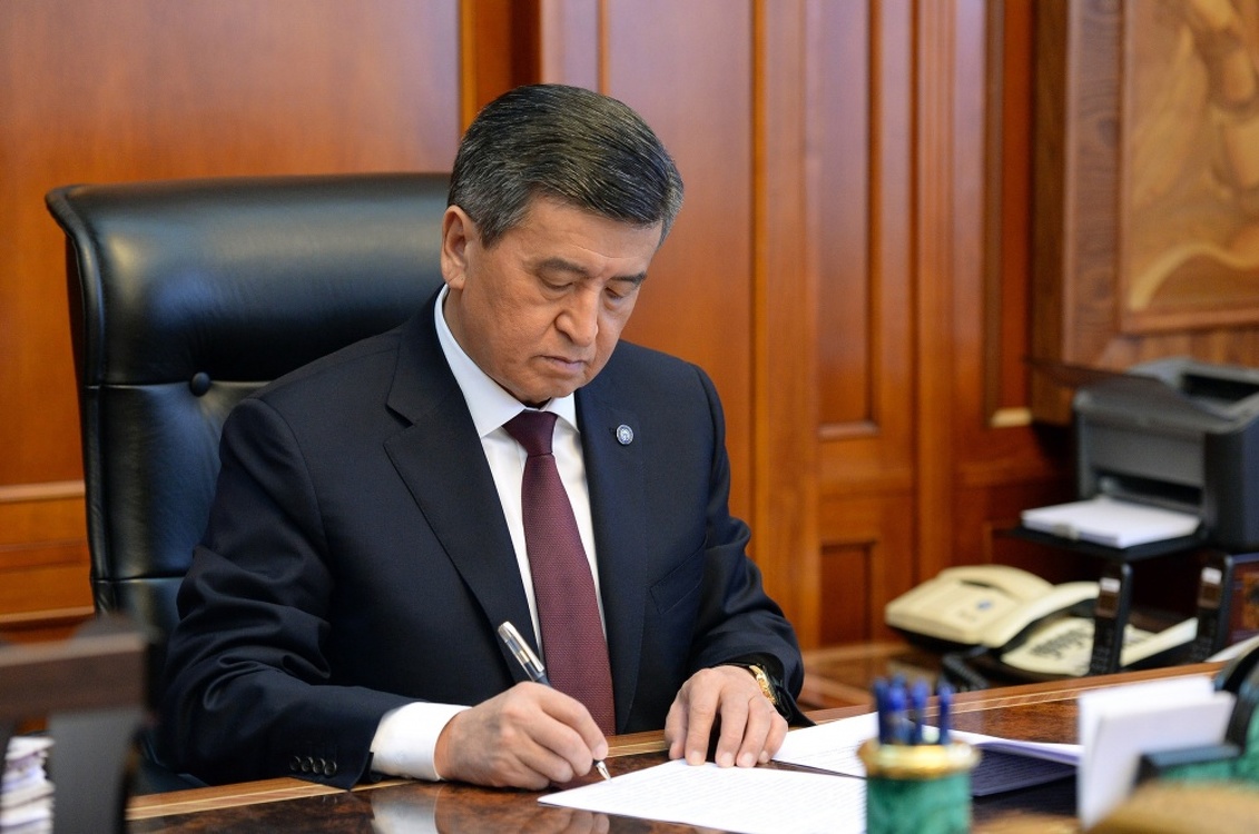 Президент подписал указ о продлении режима ЧП до 30 апреля — Today.kg