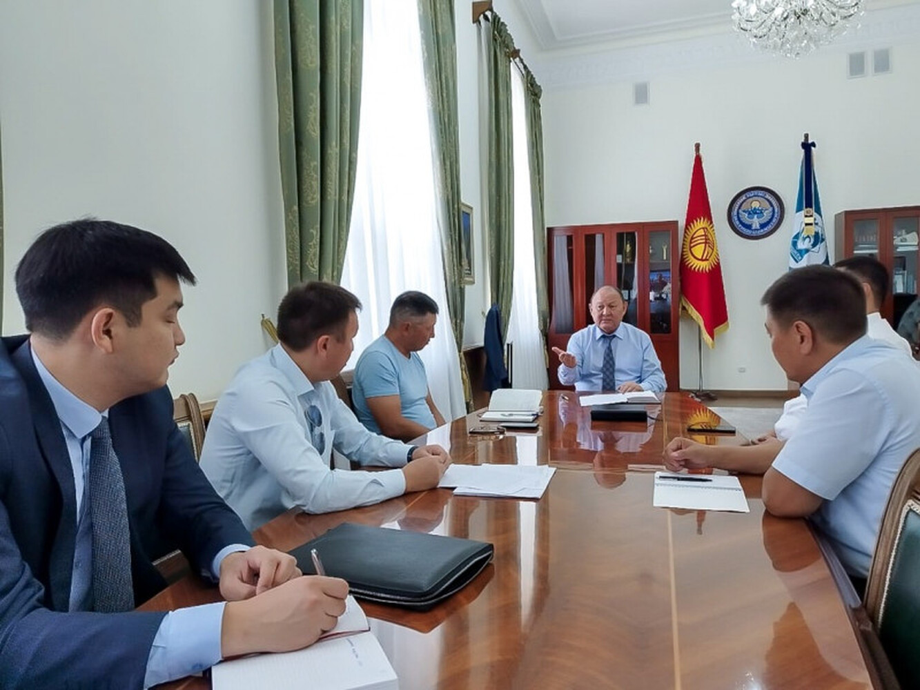 Мэр Бишкека поручил отозвать разрешения на строительство 7 многоэтажек в жилмассивах Ынтымак и Арча-Бешик — Today.kg