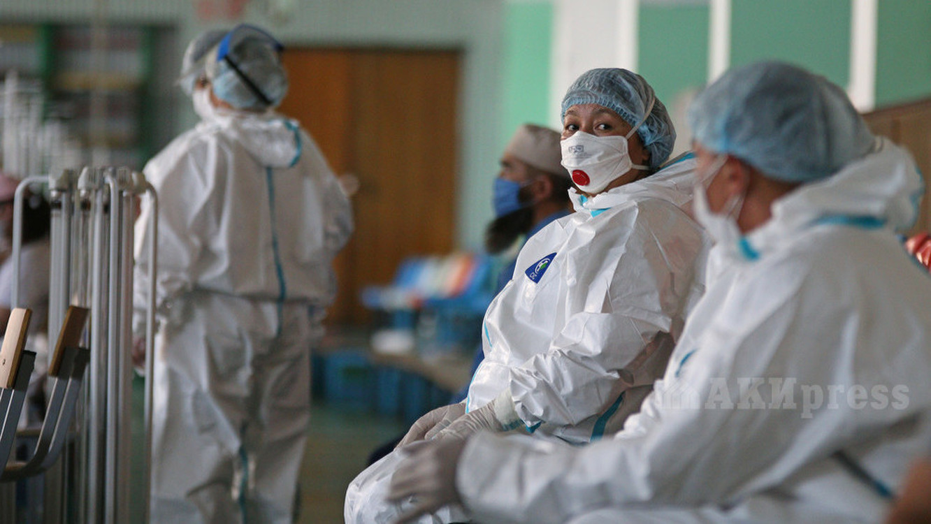 Мы всегда будем молиться за волонтеров, которые помогают бороться с коронавирусом, - муфтий — Today.kg