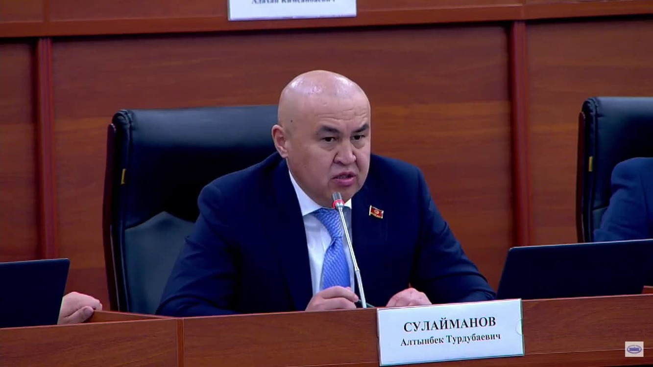 Депутат Сулайманов предложил способ, как заставить депутатов не голосовать друг за друга — Today.kg