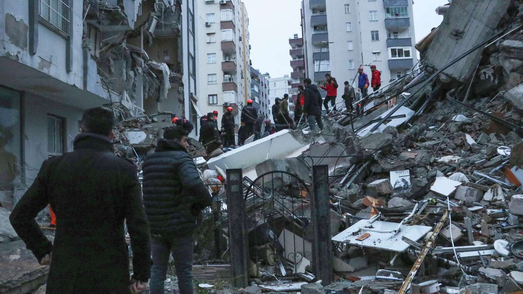 При землетрясении в Турции граждане КР не пострадали — предварительные данные — Today.kg