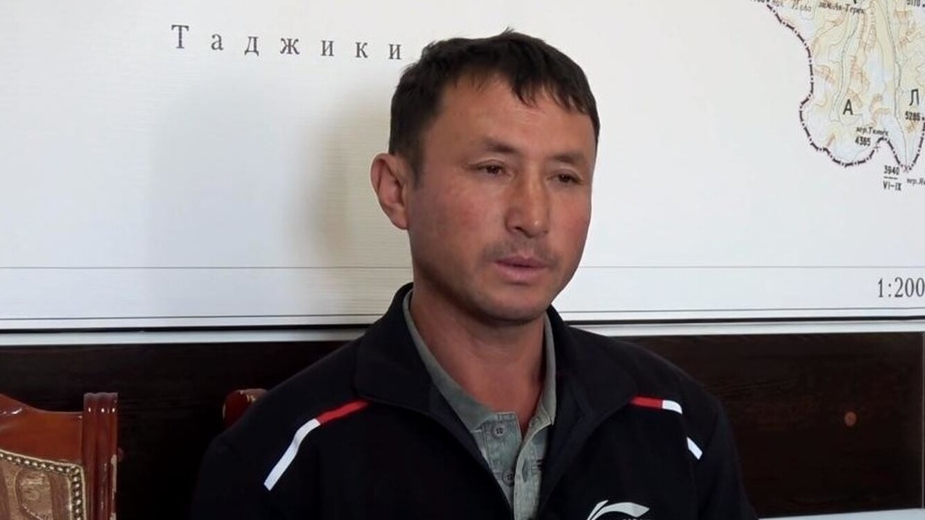 В Кыргызстан вернулся Эсен Мажитов, которого задерживали в России по запросу Таджикистана — Today.kg