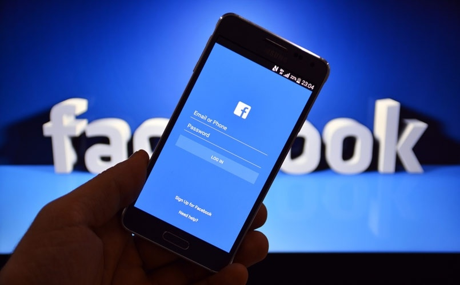 Facebook за полгода удалил более трех миллиардов фейковых аккаунтов — Today.kg