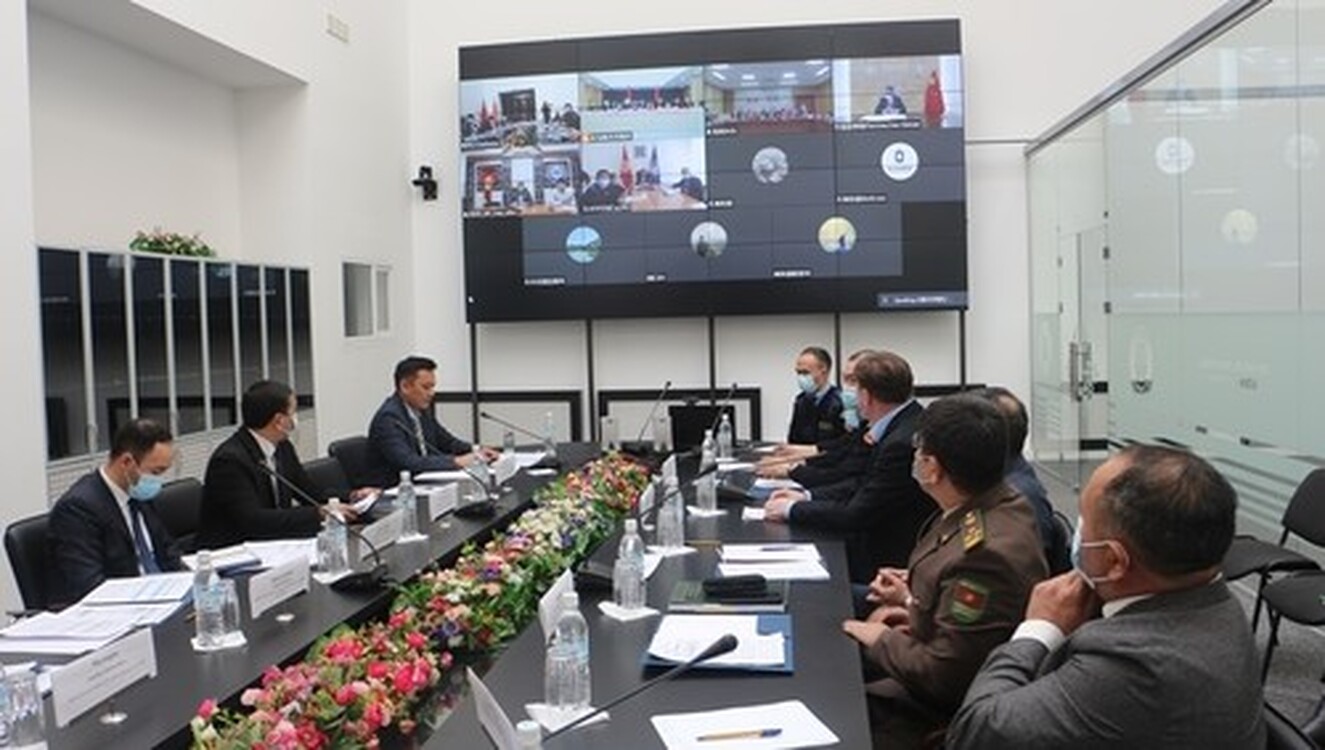 Кыргызская и китайская делегации обсудили порядок перемещения товаров и транспорта через КПП «Торугарт» и «Иркештам» — Today.kg
