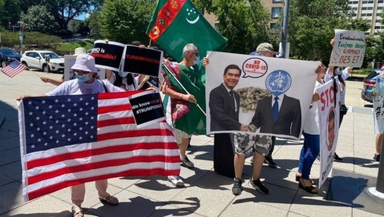 Туркменские активисты провели акции протеста в Вашингтоне — Today.kg