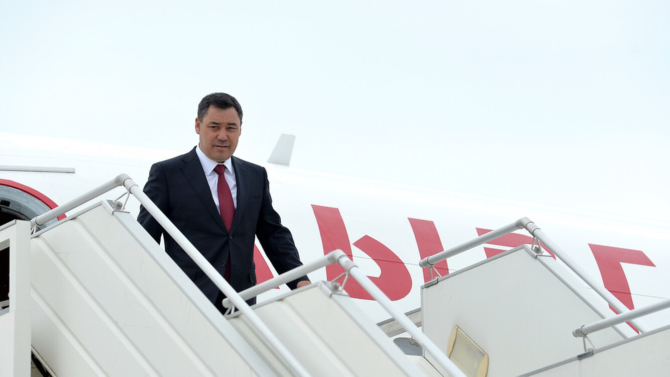 Президент Жапаров прибыл в столицу Таджикистана — Today.kg