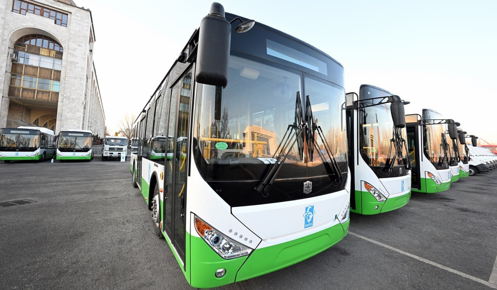 В Бишкеке из 250 новых автобусов на линию вышли чуть больше половины — Today.kg