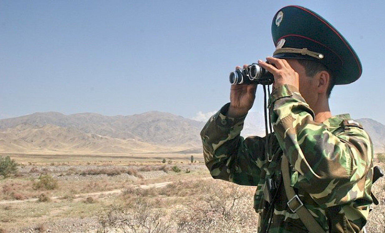 Выстрелы у кыргызско-таджикской границы. Погранслужба сообщила, что виновных уже ищут — Today.kg