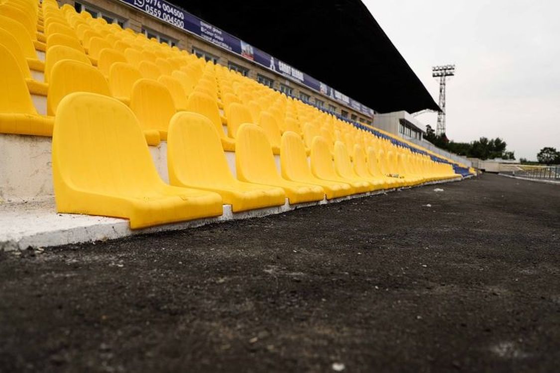 В Оше отремонтировали стадион. Пользователи раскритиковали работу — Today.kg