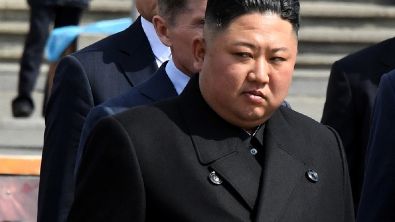 Китай направил медиков в КНДР для консультации Ким Чен Ына — Today.kg