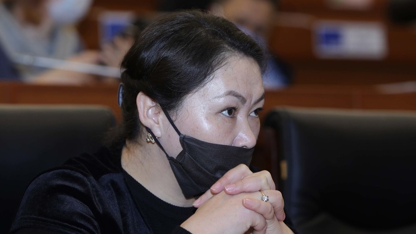 Депутат Ж.Мусабекова спросила, остается ли Кашкар Джунушалиев в составе правительства — Today.kg
