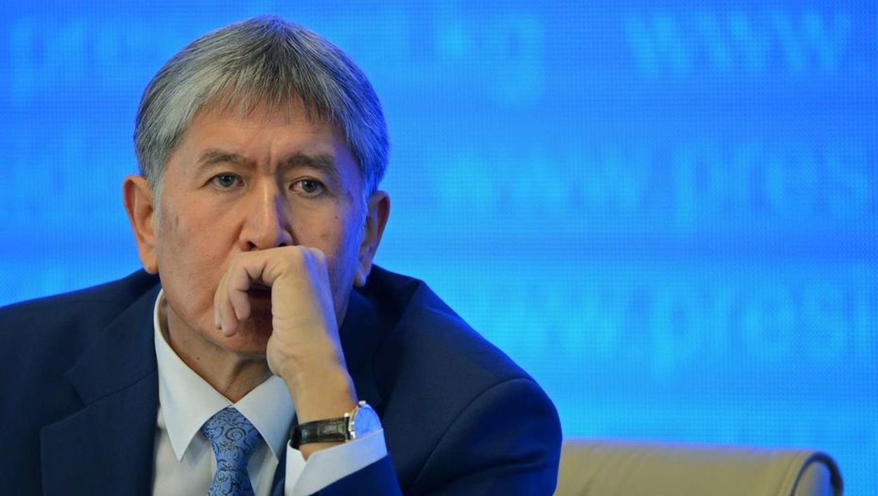 Жогорку Кенеш лишил Алмазбека Атамбаева статуса экс-президента — Today.kg