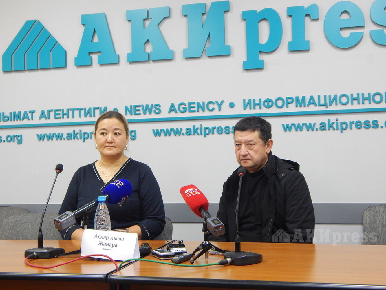 «Я и не знала, что Кенжебаев — муж Ширин Айтматовой». Адвокат внезапно прервала пресс-конференцию — Today.kg