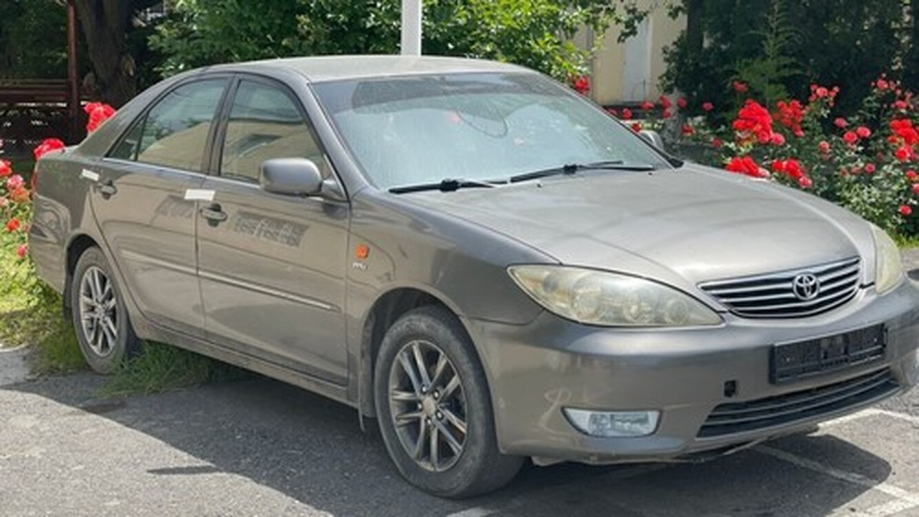 ГКНБ задержал автомобиль Toyota Camry, ввезенный в Кыргызстан контрабандным путем (Видео) — Today.kg
