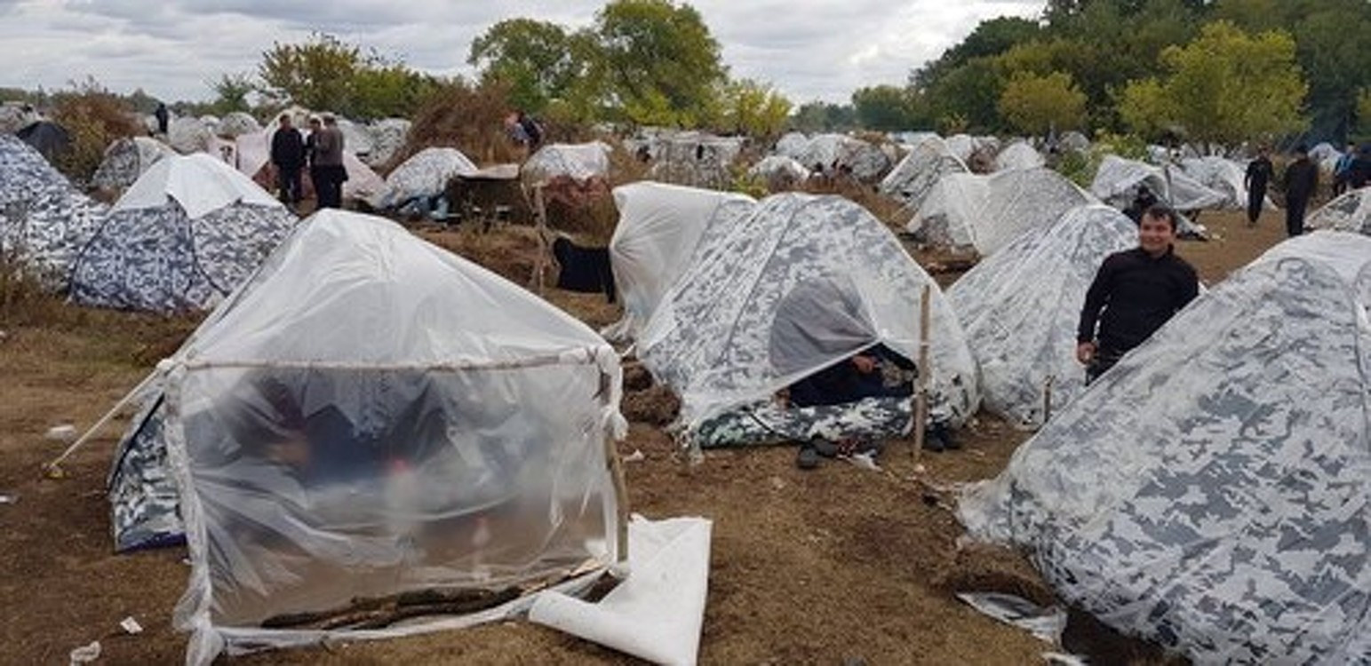 В Самарской области РФ тысячи граждан Узбекистана спят на улице в палатках (фото) — Today.kg