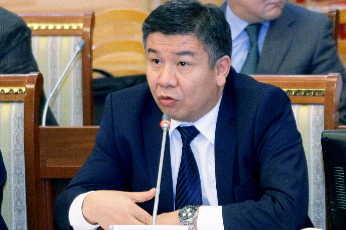 Шыкмаматов: Искендер Матраимов должен выйти из состава комиссии по Саймаити — Today.kg
