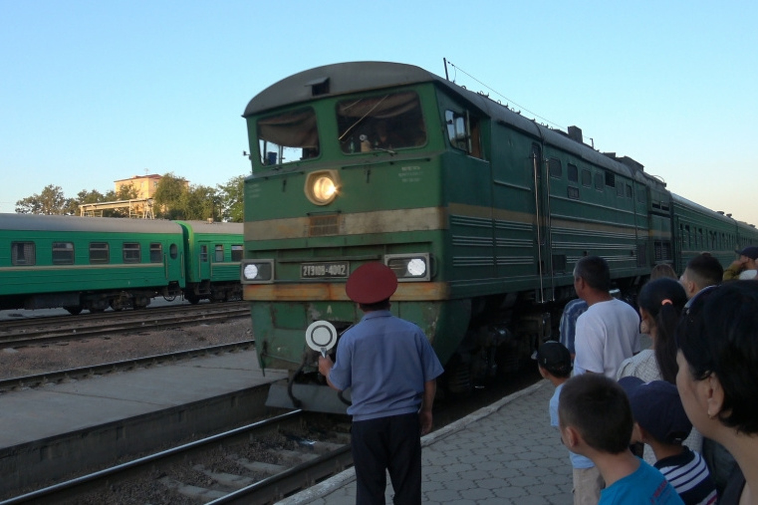 Завершил работу поезд Бишкек—Рыбачье—Бишкек — Today.kg