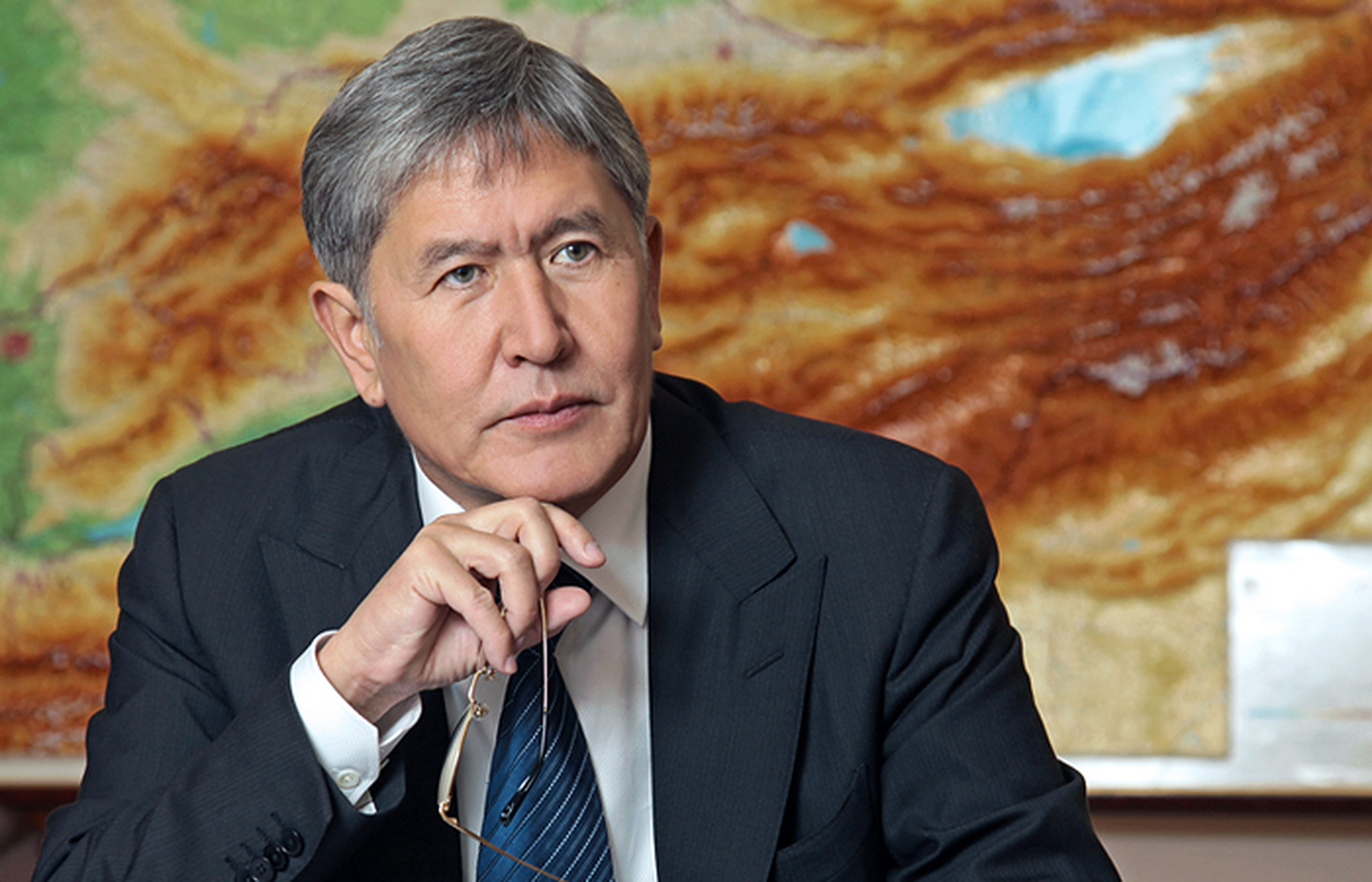 Алмазбек Атамбаев прокомментировал встречу бывших президентов Кыргызстана в Дубае — Today.kg