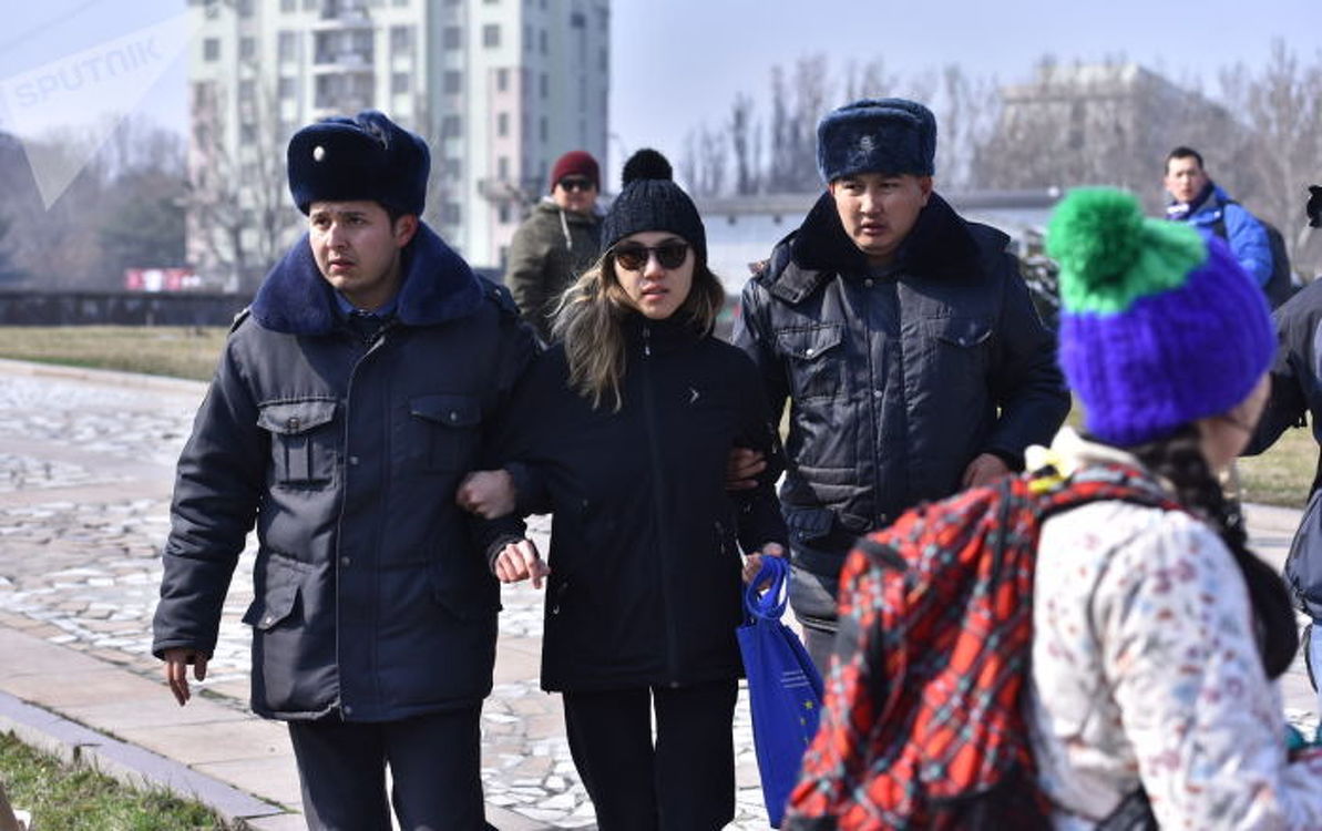 Марш феминисток в Бишкеке.  Оштрафованы 11 человек — Today.kg