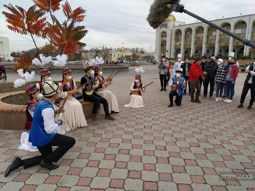 Около 400 миллионов сомов не получил Кыргызстан от сферы туризма с начала года — Today.kg