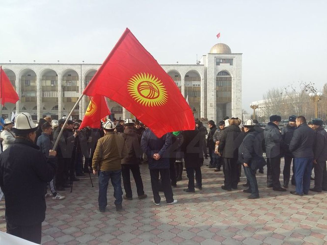 Суд запретил проведение митингов в центре Бишкека — Today.kg