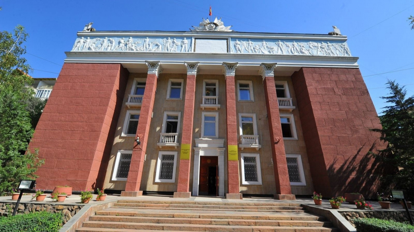 Новым судьей Конституционной палаты стал Жамил Шаршеналиев — Today.kg