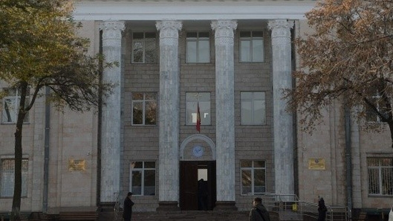 В Кыргызстане зарегистрированы 290 политических партий. Список — Today.kg