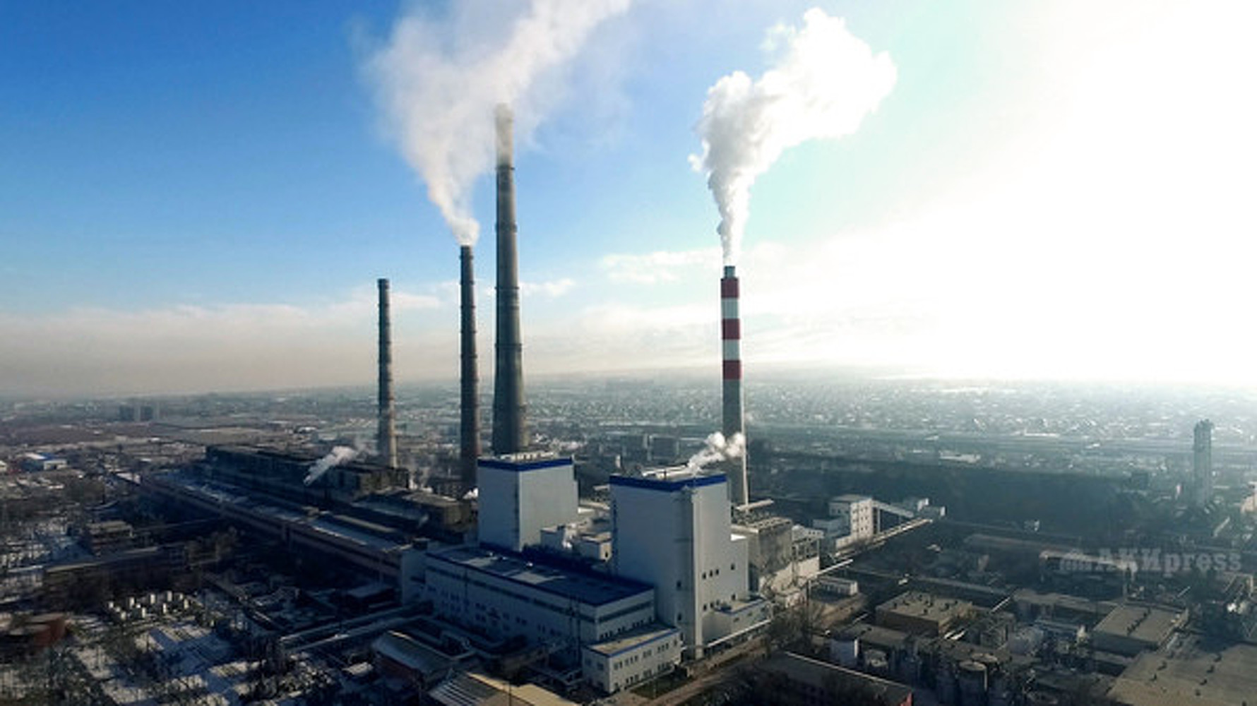 На ТЭЦ Бишкека установили телескопическое оборудование для фильтрации пылевых выбросов угля — Today.kg