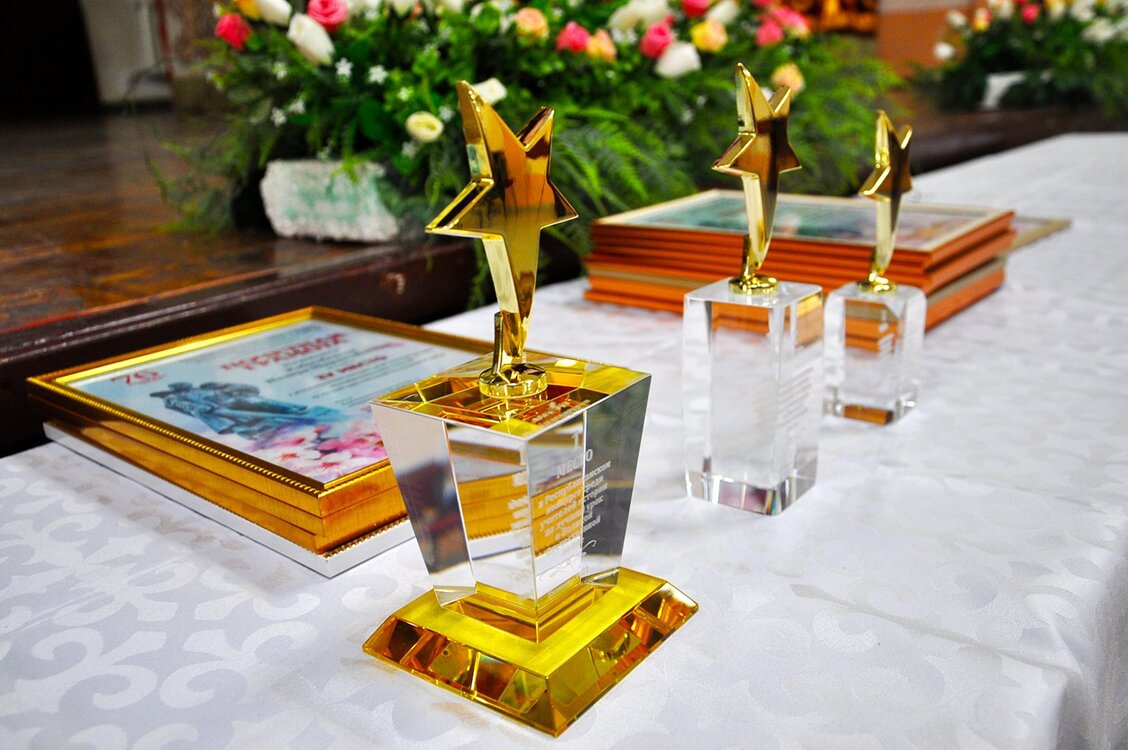 В Бишкеке наградили учителей — авторов самых инновационных уроков истории — Today.kg